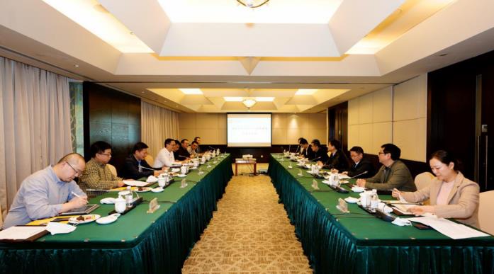 集团党委书记、董事长任丁会见重庆尊龙凯时集团董事长乔昌志一行