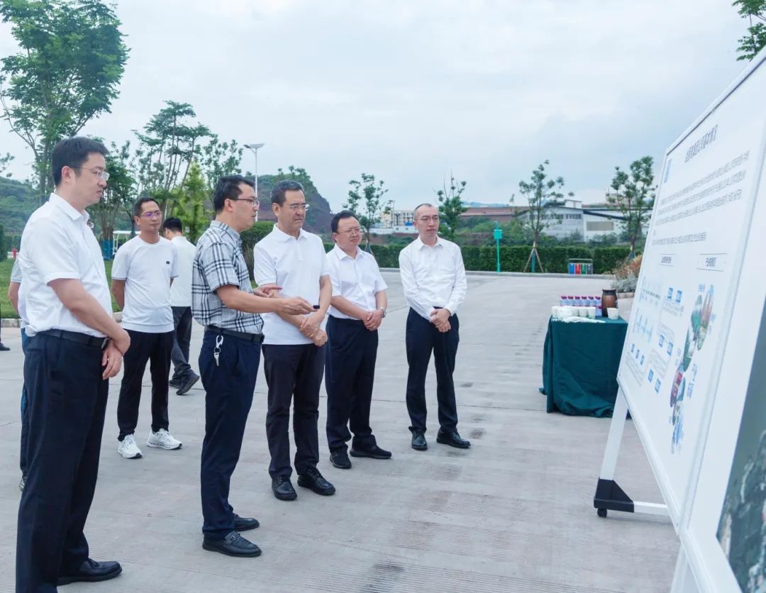 省国资委党委书记、主任冯文生赴宜宾调研国企改革深化提升行动工作并主持召开片区座谈会